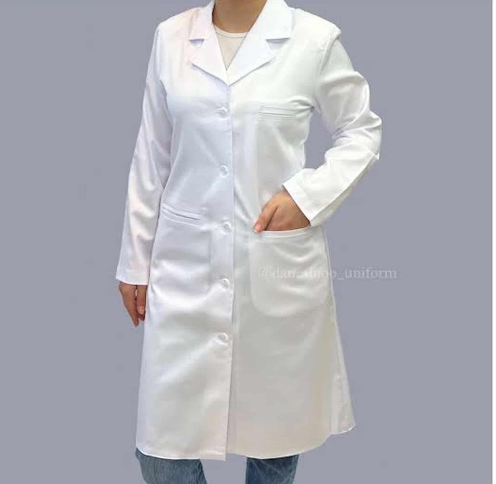 روپوش پزشکی عباسی طراحی شده برای راحتی پزشکان